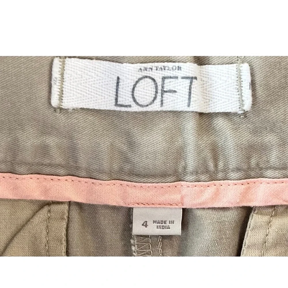 Ann Taylor LOFT Womens Khaki Beige Cotton Chino Shorts Size 4 Mid Rise 4 Inseam